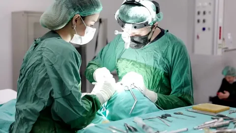 بهترین جراح بینی در آمل 10 بهترین جراح بینی در آمل